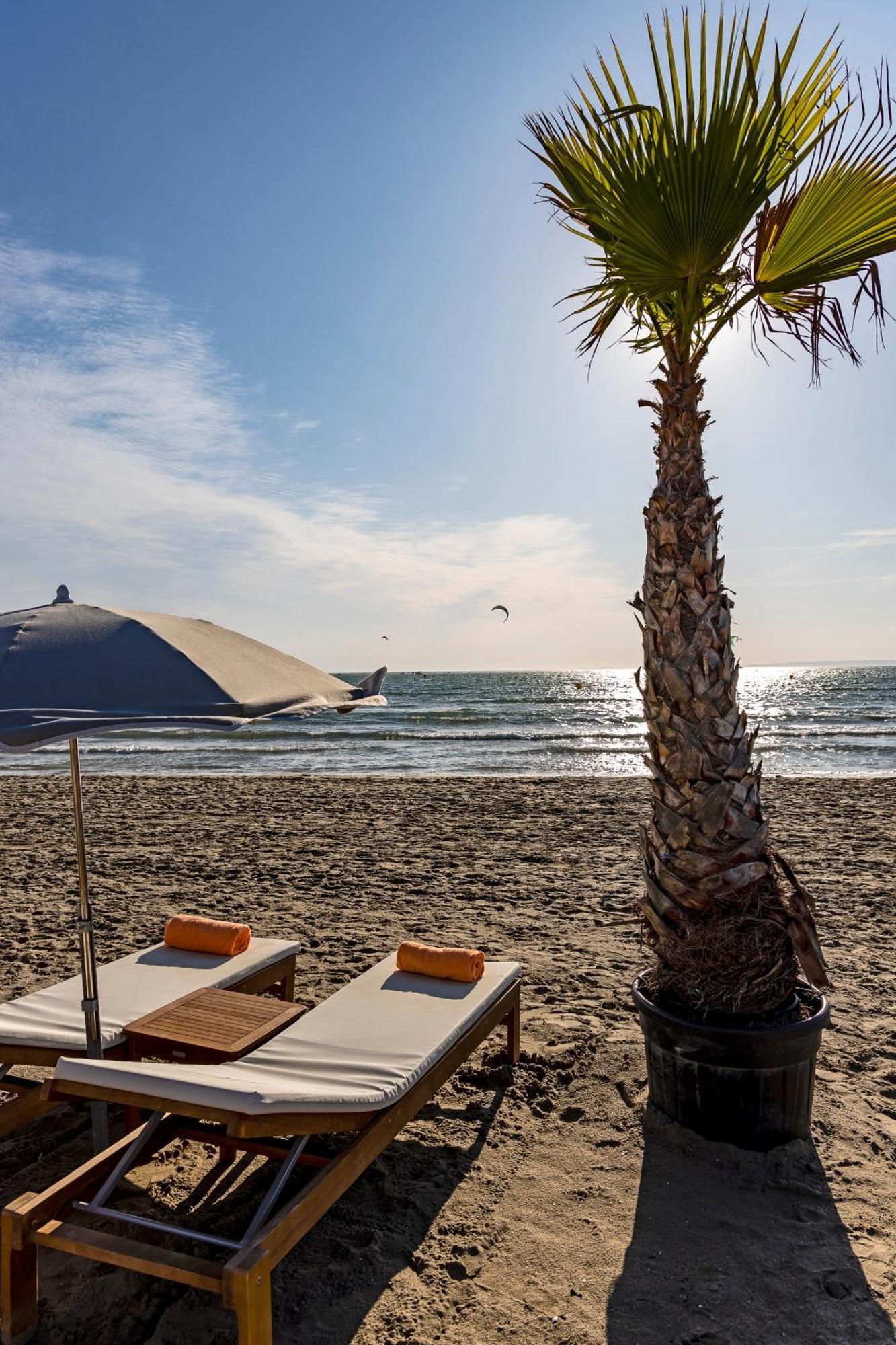 Thalazur Port-Camargue - Hotel & Spa 르그로뒤후아 외부 사진